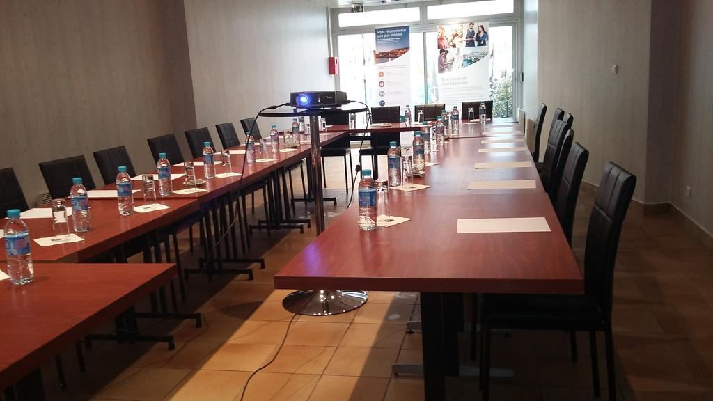 Comfort Hotel Rosporden Concarneau Eksteriør bilde