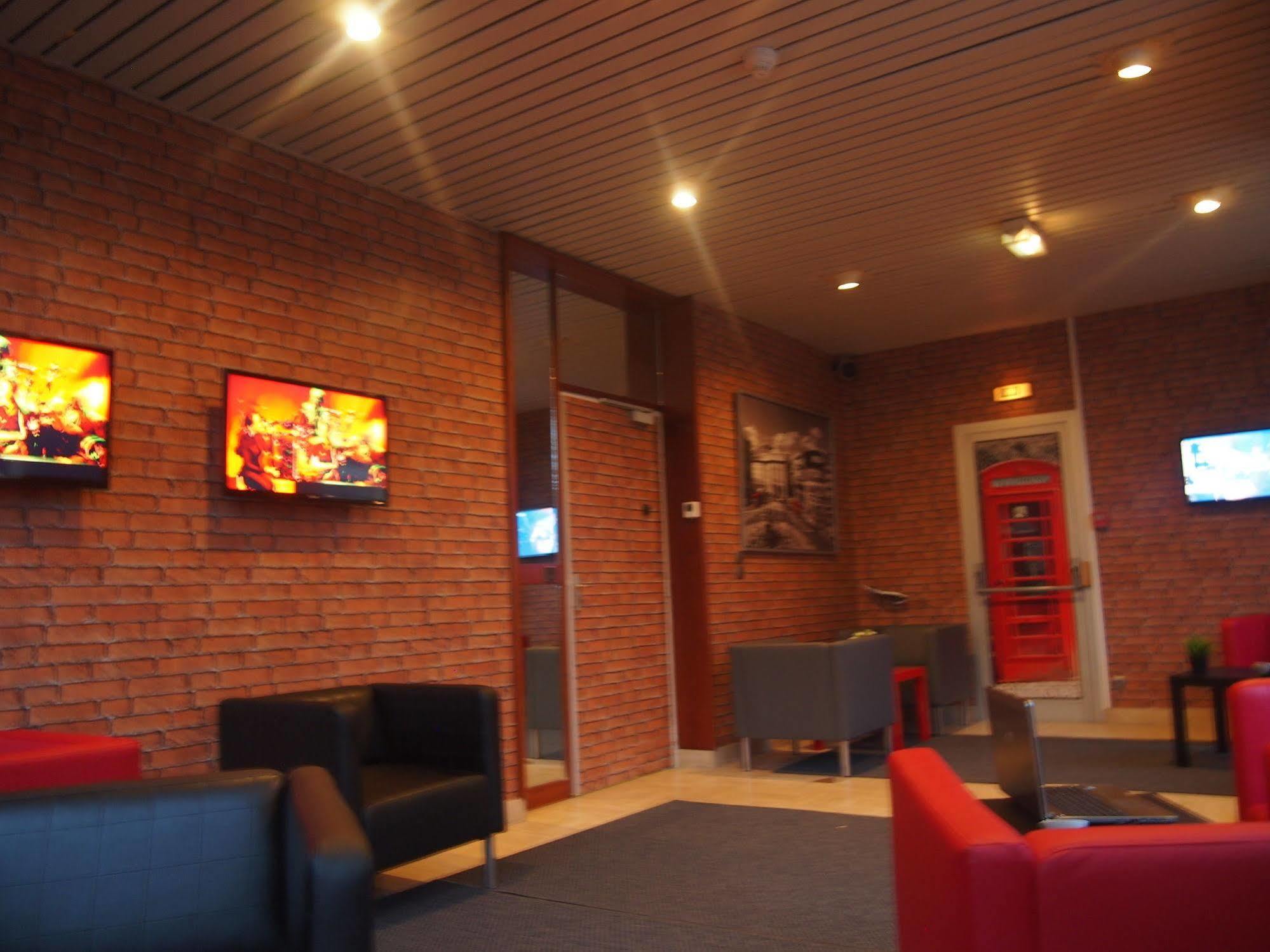 Comfort Hotel Rosporden Concarneau Eksteriør bilde